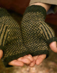 Hayward Mitts knitting pattern