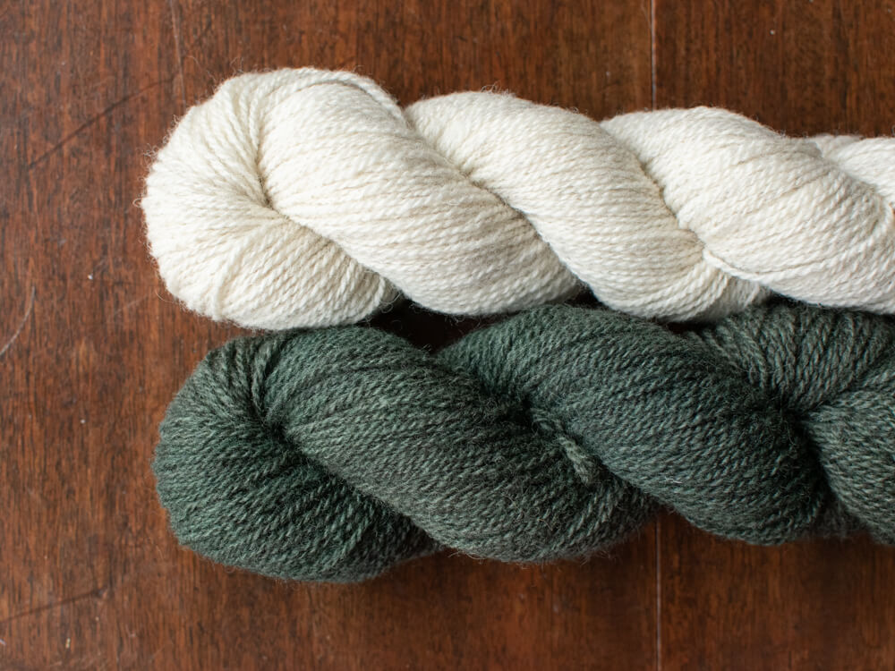 Kit – Et Hedera Hat and Cowl pattern and yarn