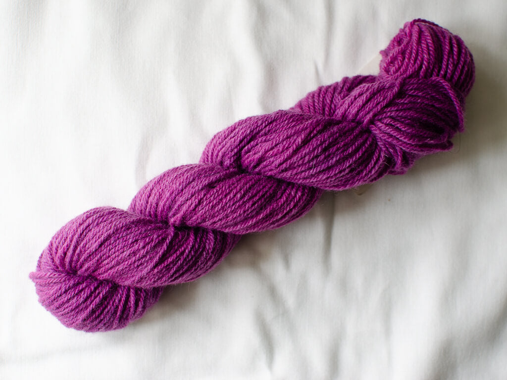 Mendip DK – Plum (Sunny)