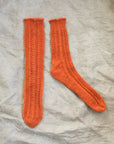 Fleos lace socks knitting pattern
