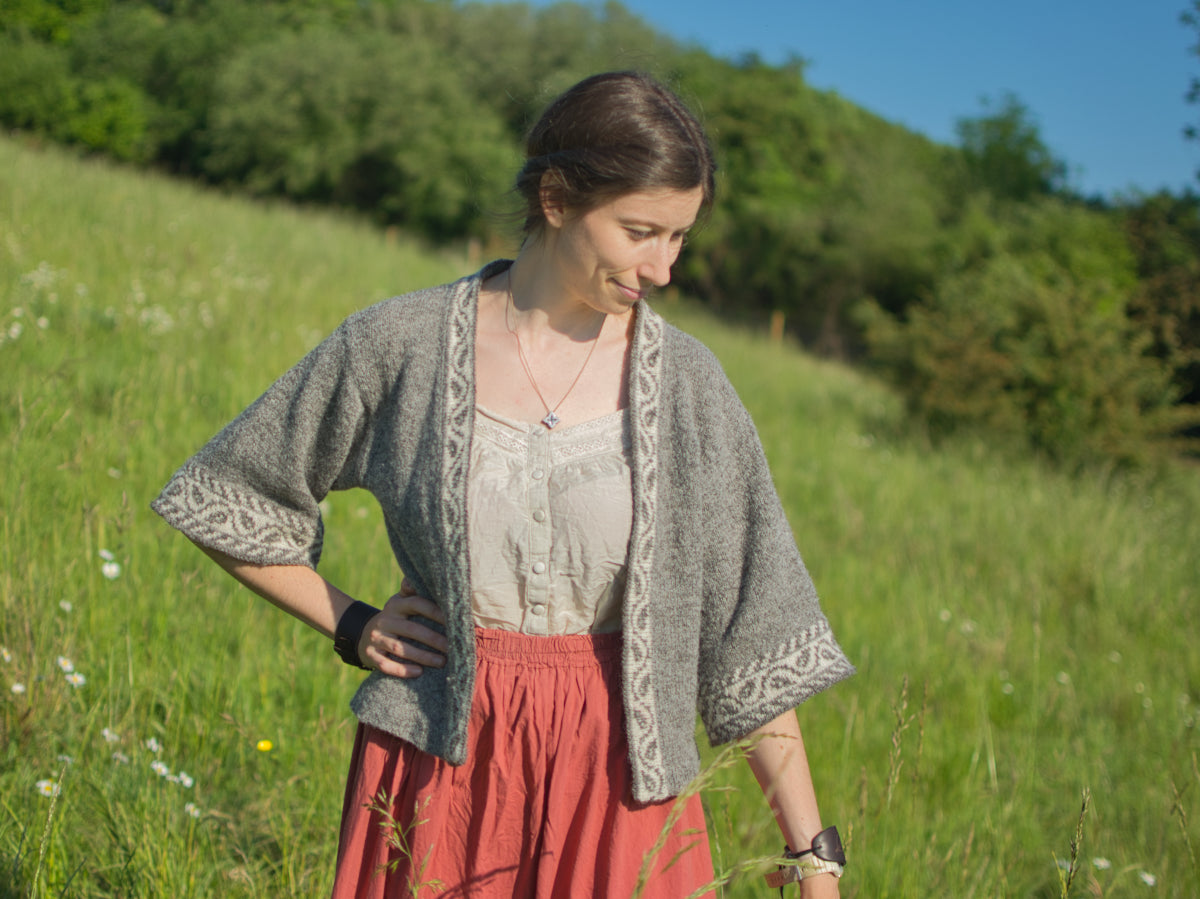 Galdor v neck, open cardigan knitting pattern