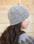 Earest textured cabled hat knitting pattern