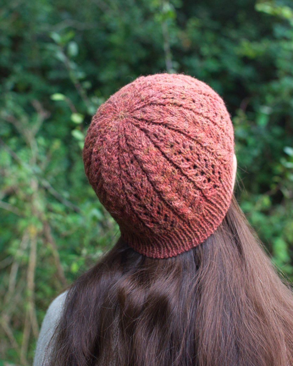 Leaf Nest cable knit hat knitting pattern