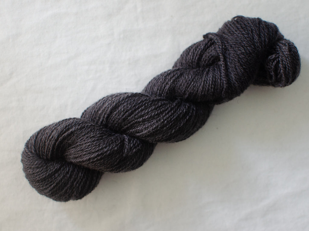 Coal (Cloudy) Mendip 4ply - Hand-dyed British wool yarn
