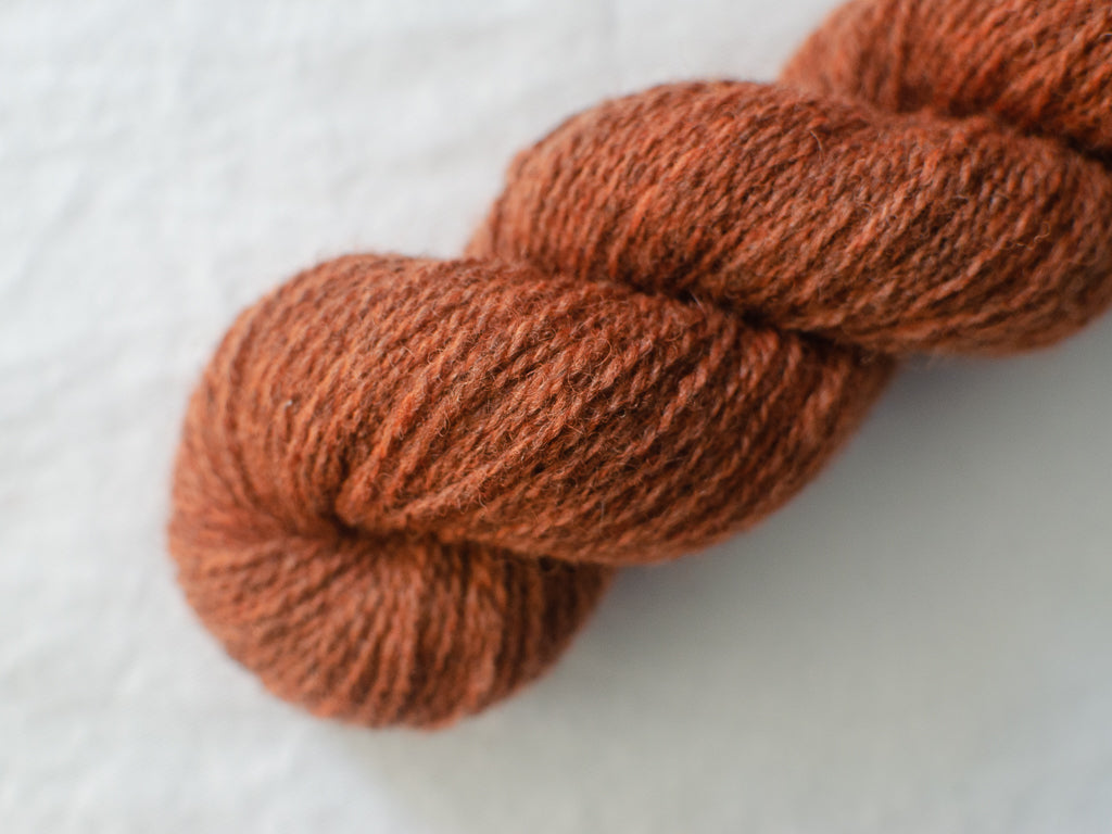 Fox (Cloudy) Mendip 4ply - Hand-dyed British wool yarn