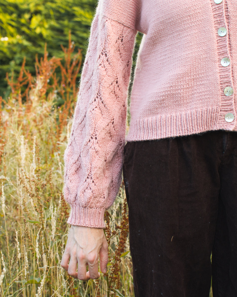 Mistland v-neck, balloon sleeve cardigan knitting pattern