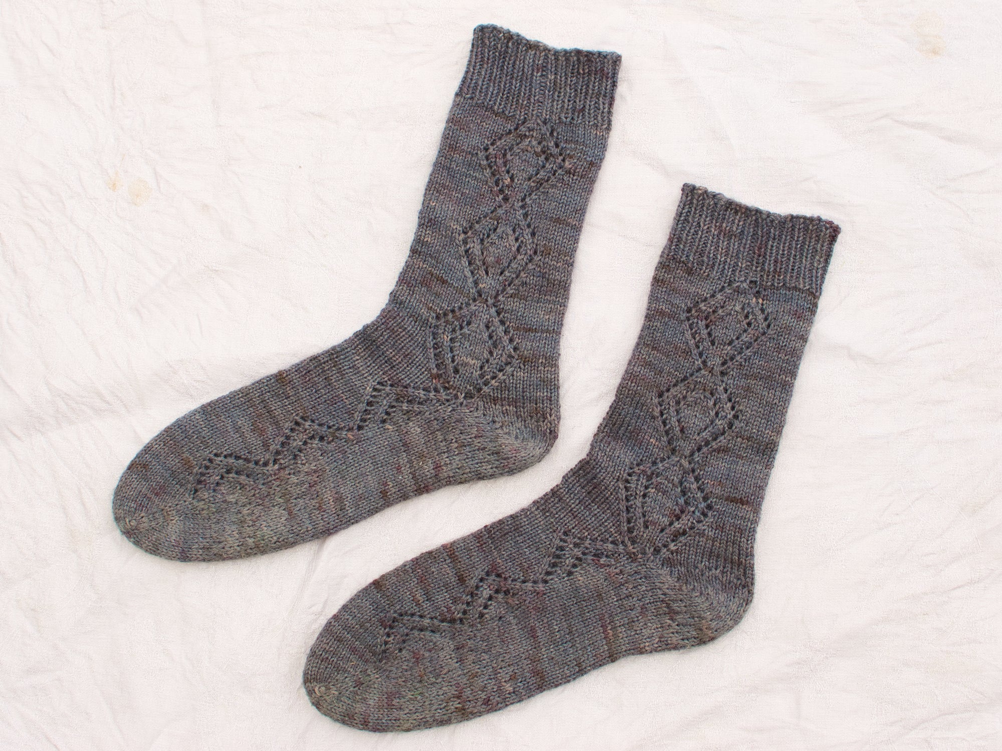 Teth Socks knitting pattern