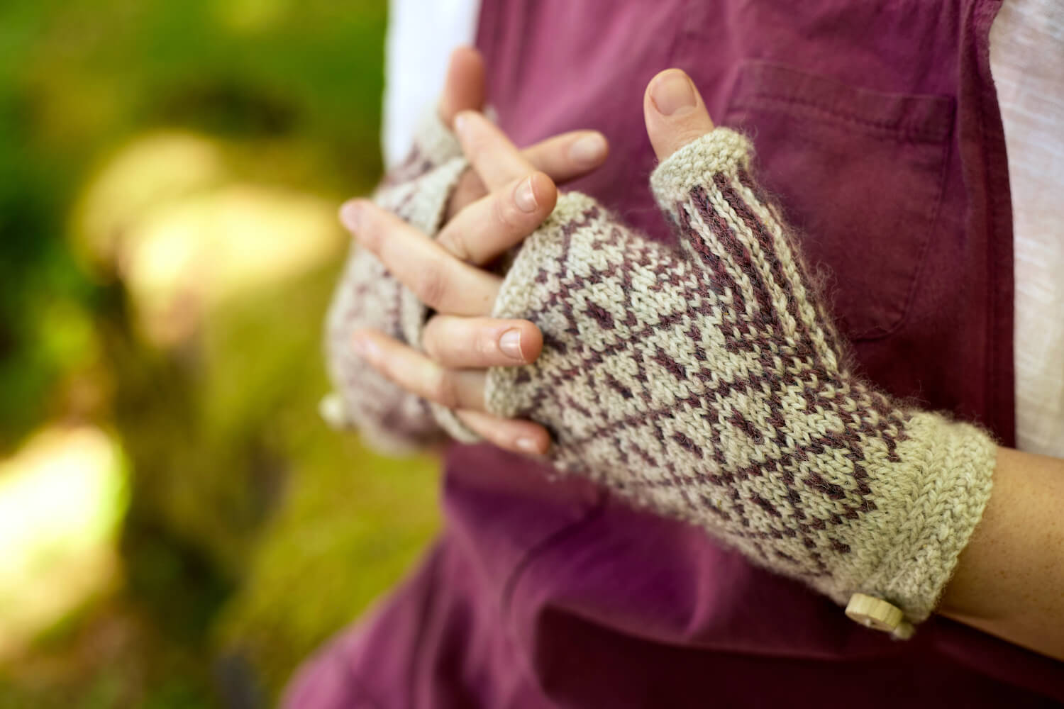 Hayward Mitts knitting pattern