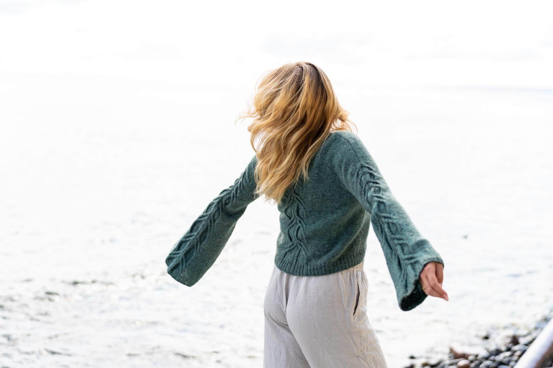 Welanna Cardigan knitting pattern