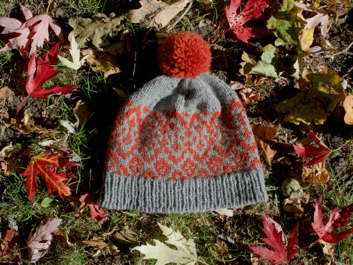 Aspis Patterns Aspis geometric colourwork hat knitting pattern – Marina Skua